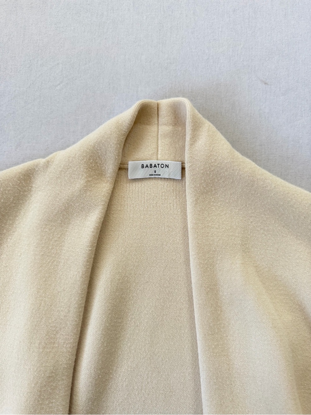 Babaton Ty Long Cardigan Birch Cream Small Aritzia - Picture 3 of 4